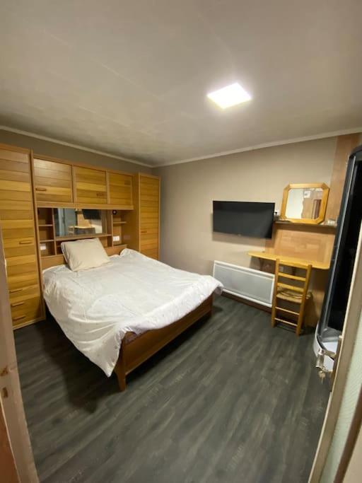 Studio St Florentin 2 圣夫洛朗坦 外观 照片